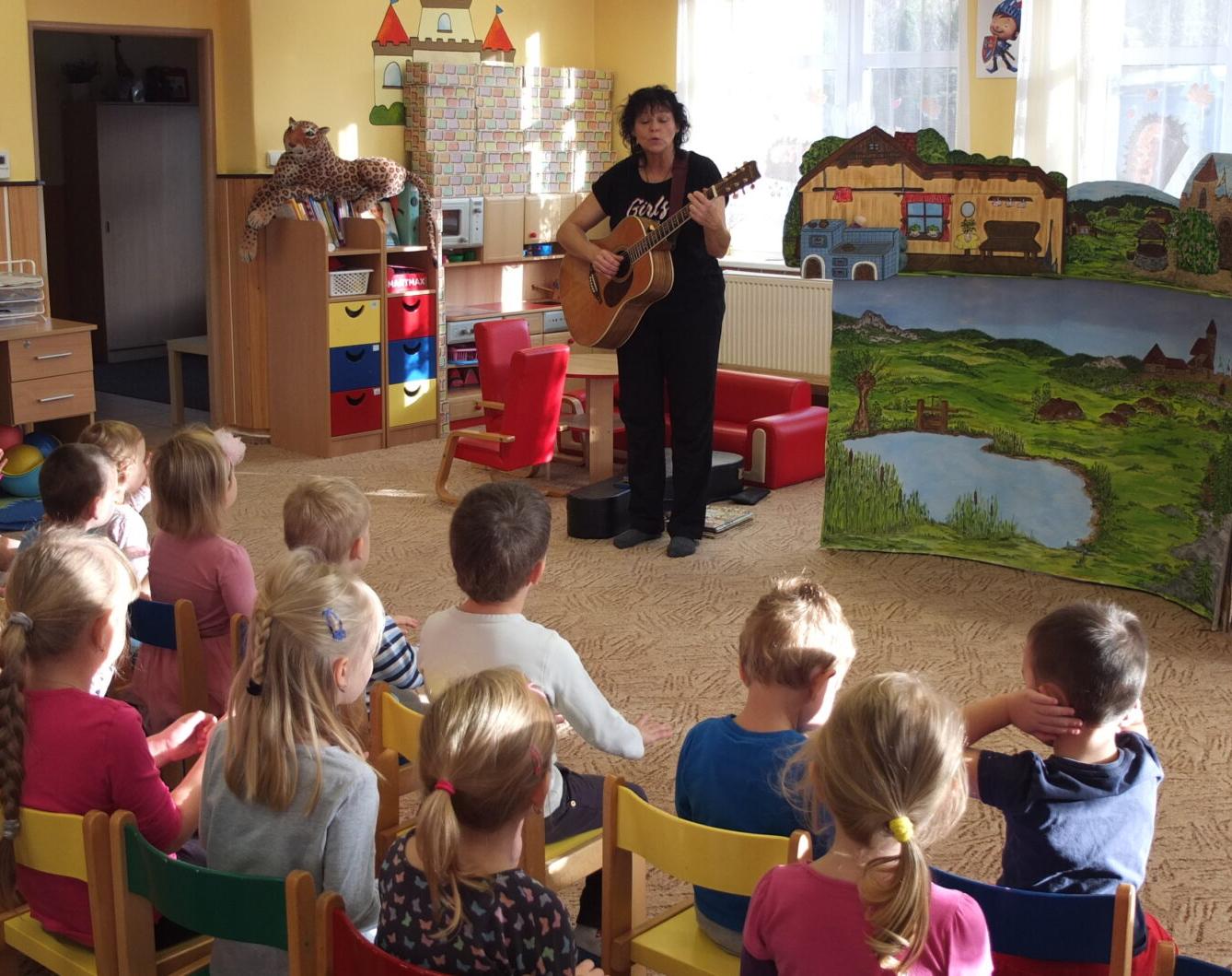 Divadlo - Jak se Honza rytířem stal a kolik řemesel se naučil - 1