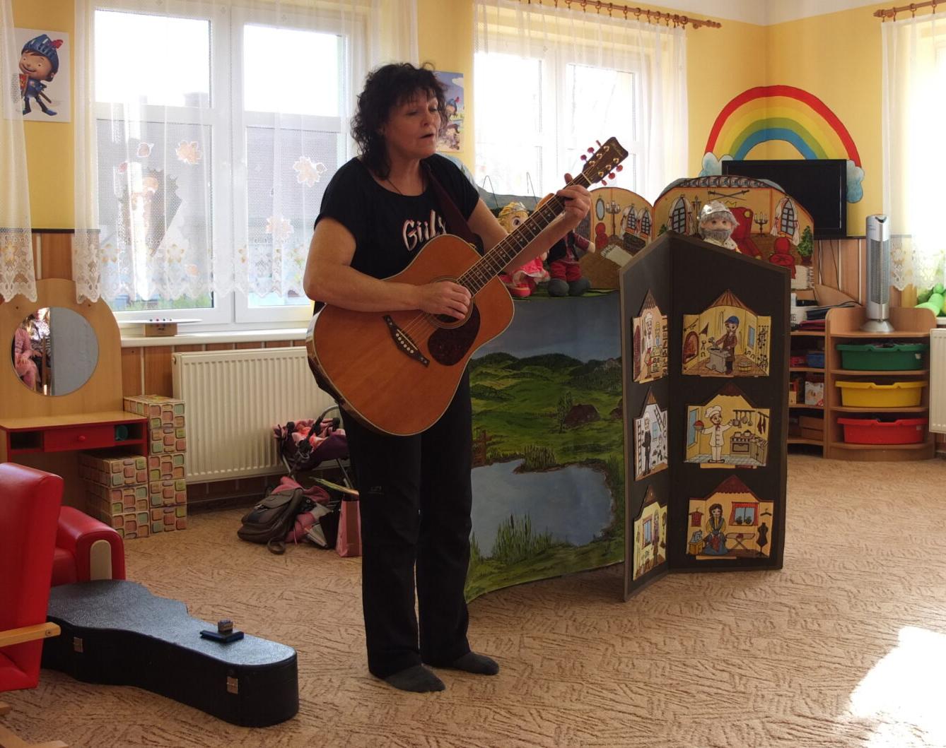 Divadlo - Jak se Honza rytířem stal a kolik řemesel se naučil - 11