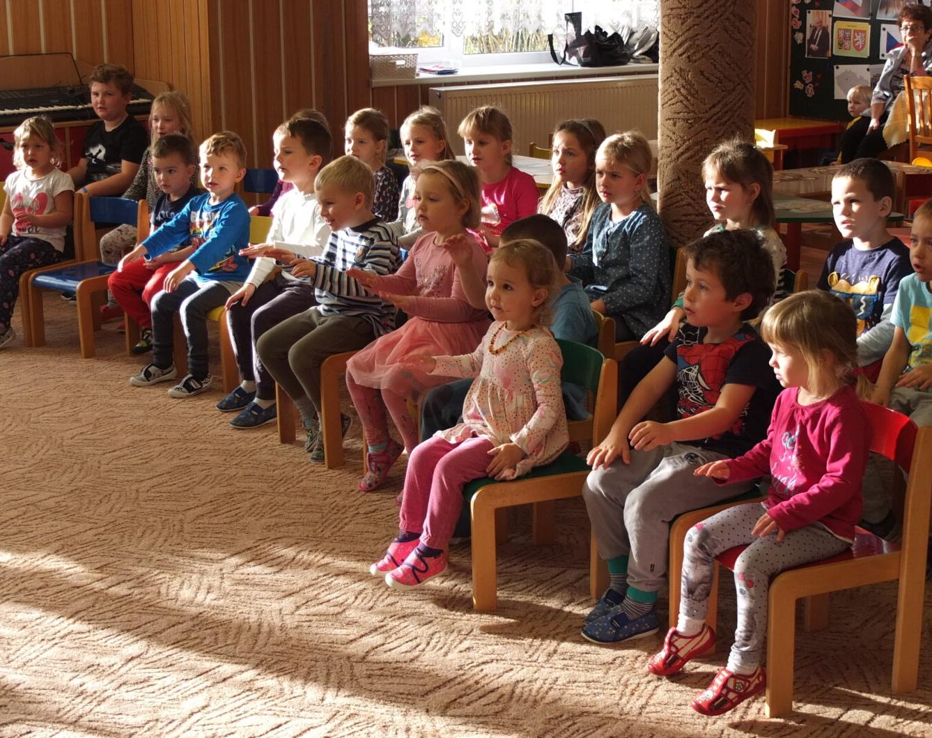 Divadlo - Jak se Honza rytířem stal a kolik řemesel se naučil - 13