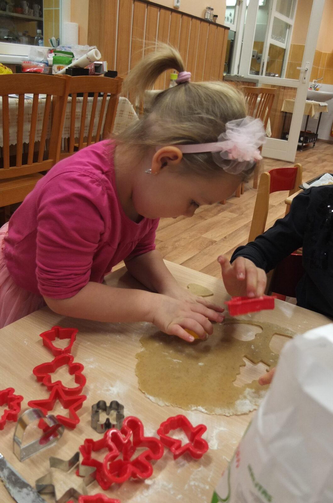 Pečení perníčků - 13