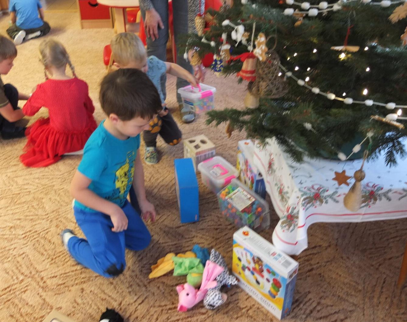 Vánoční nadílka - 24