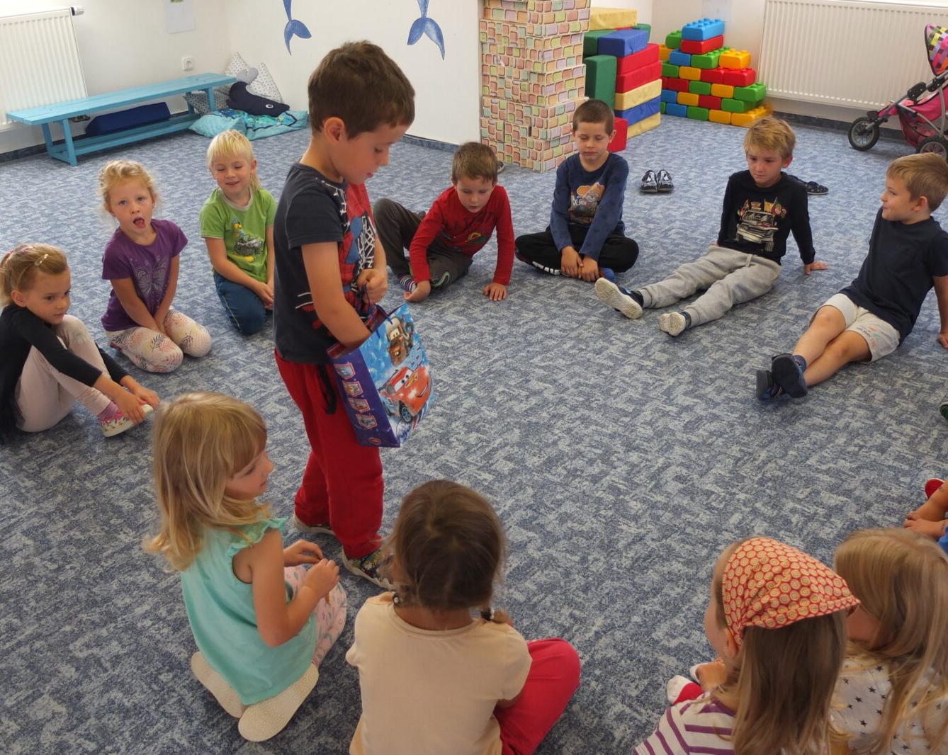 Človíček se představuje - 24