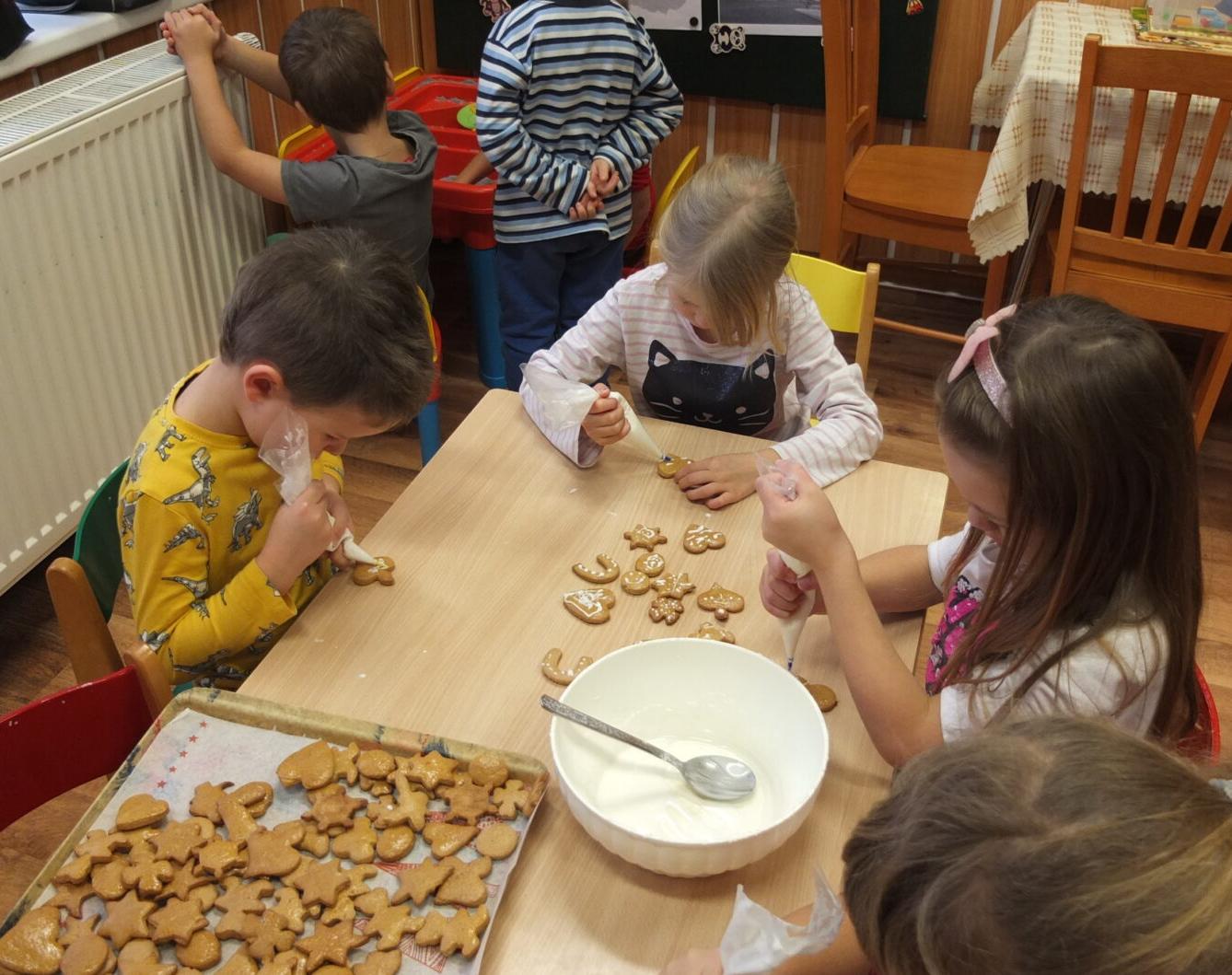 Pečení perníčků - 34