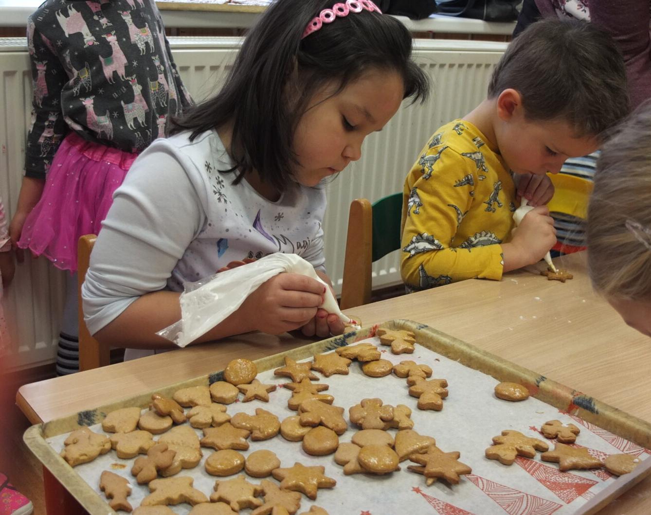 Pečení perníčků - 37