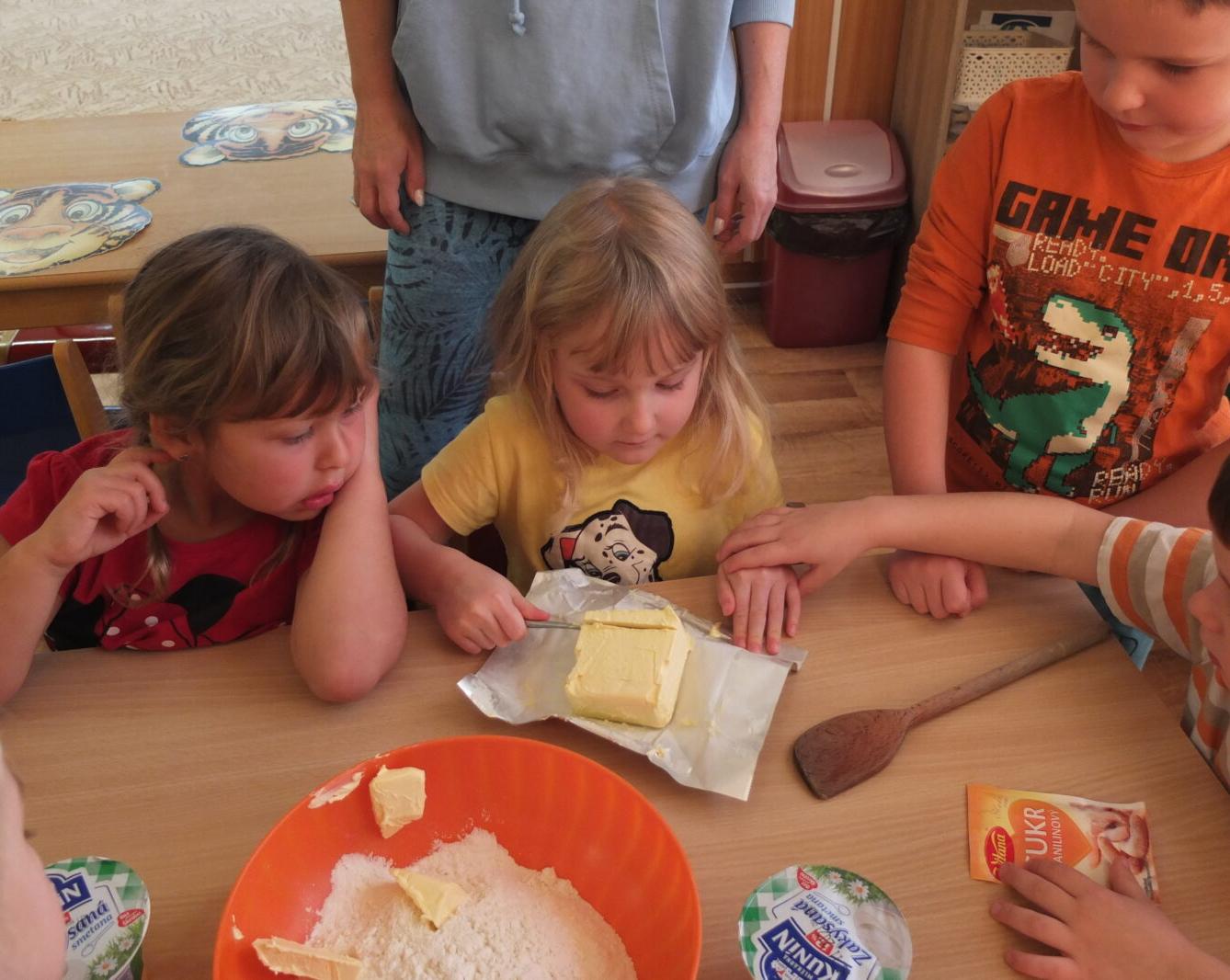 Pečení svatomartinských rohlíčků - 3