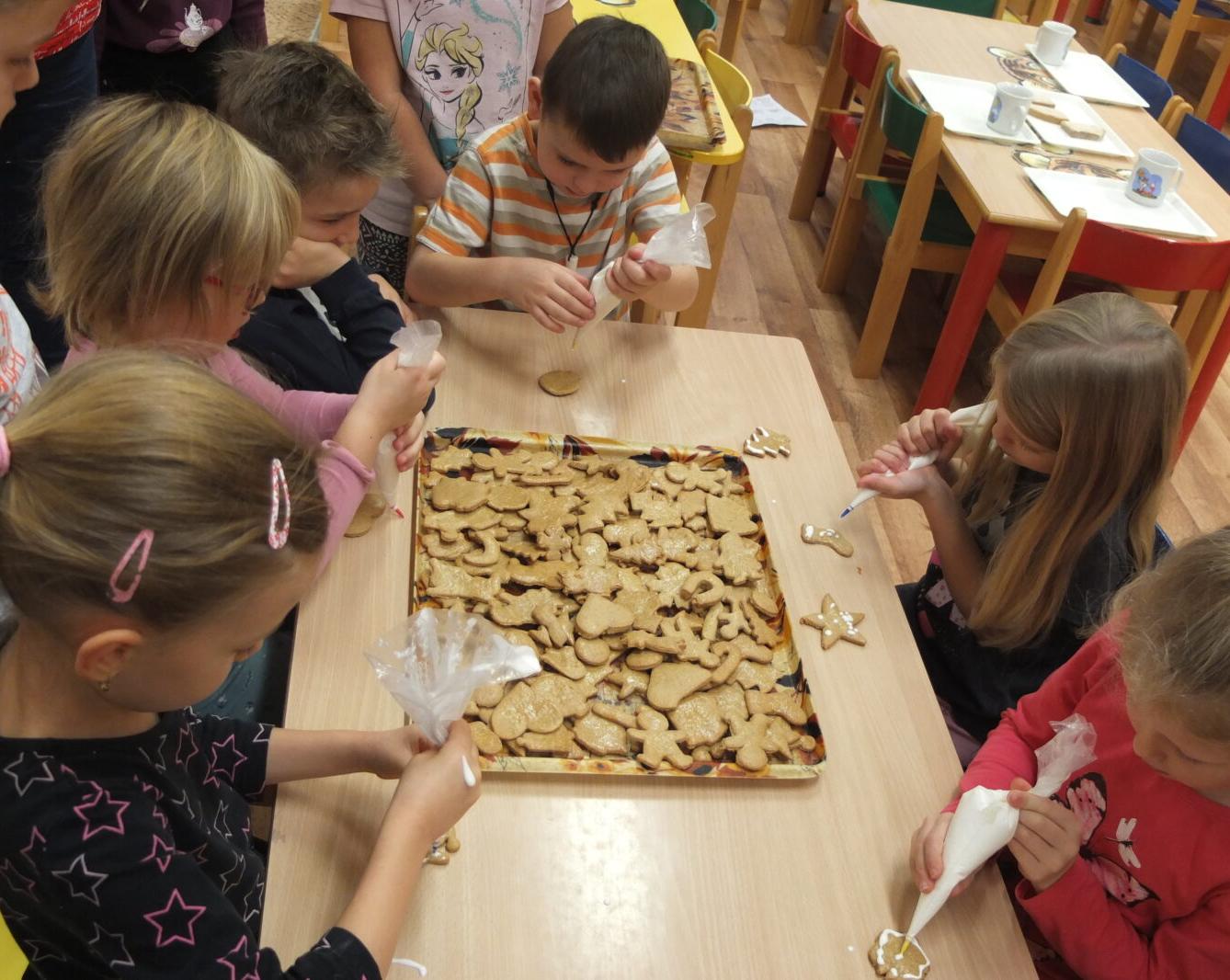 Pečení perníčků - 23