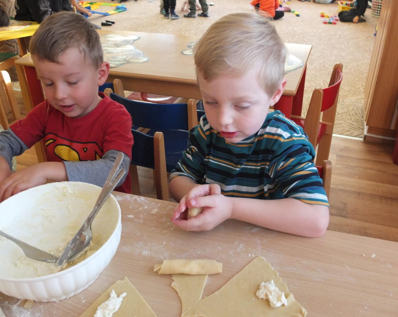 Pečení svatomartinských rohlíčků - 25